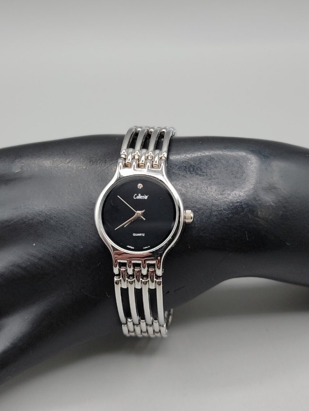 Collezio Diamond Ladies Quartz Watch 7" Silver Tone Band 25mm - Picture 4 of 11